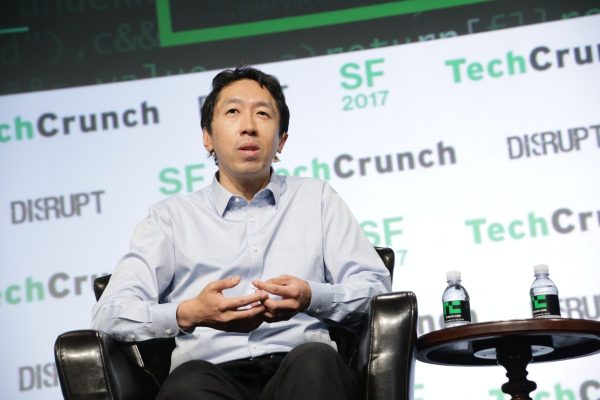 Andrew Ng cieszy się, że Google wycofało się z obietnicy rezygnacji z broni AI